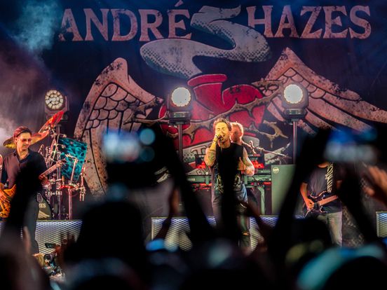 Publiek Muziekweekend Pesse geniet van grote namen
