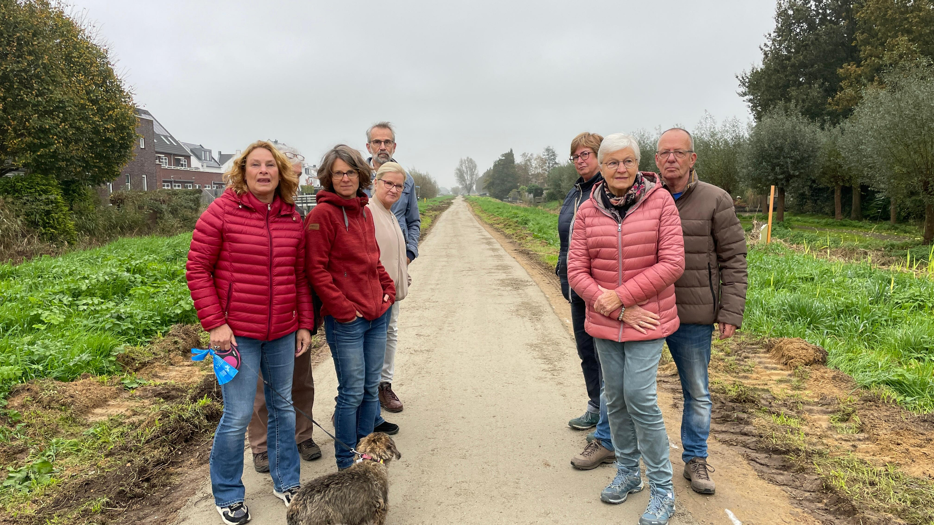 Actiegroep wandelpad woedend op gemeente: 'Dit is gewoon een fietspad'