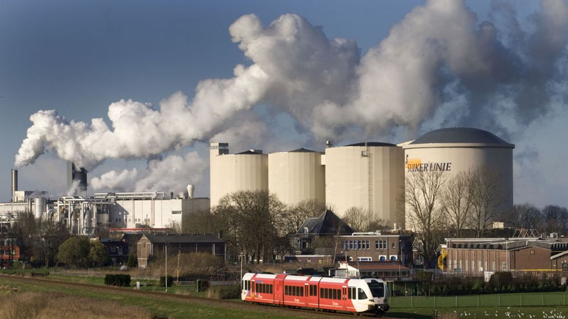 De suikerfabriek in Hoogkerk.