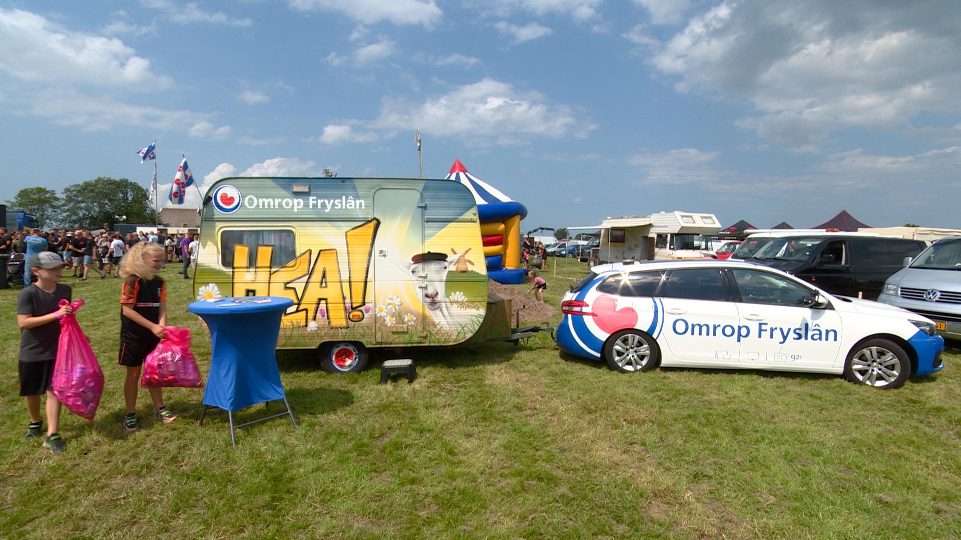 HEA! Crosse yn Blije mei de HEA!-caravan