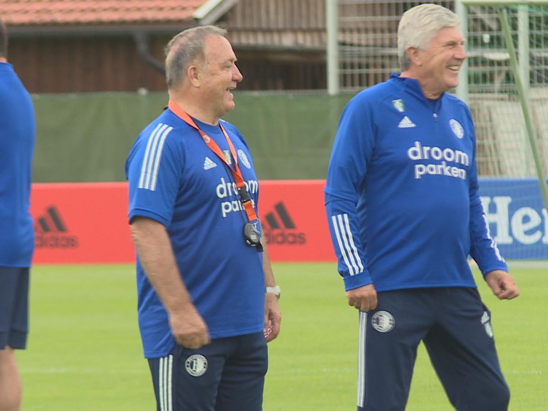 Dick Advocaat en Cor Pot tijdens het trainingskamp van Feyenoord in Oostenrijk van deze zomer