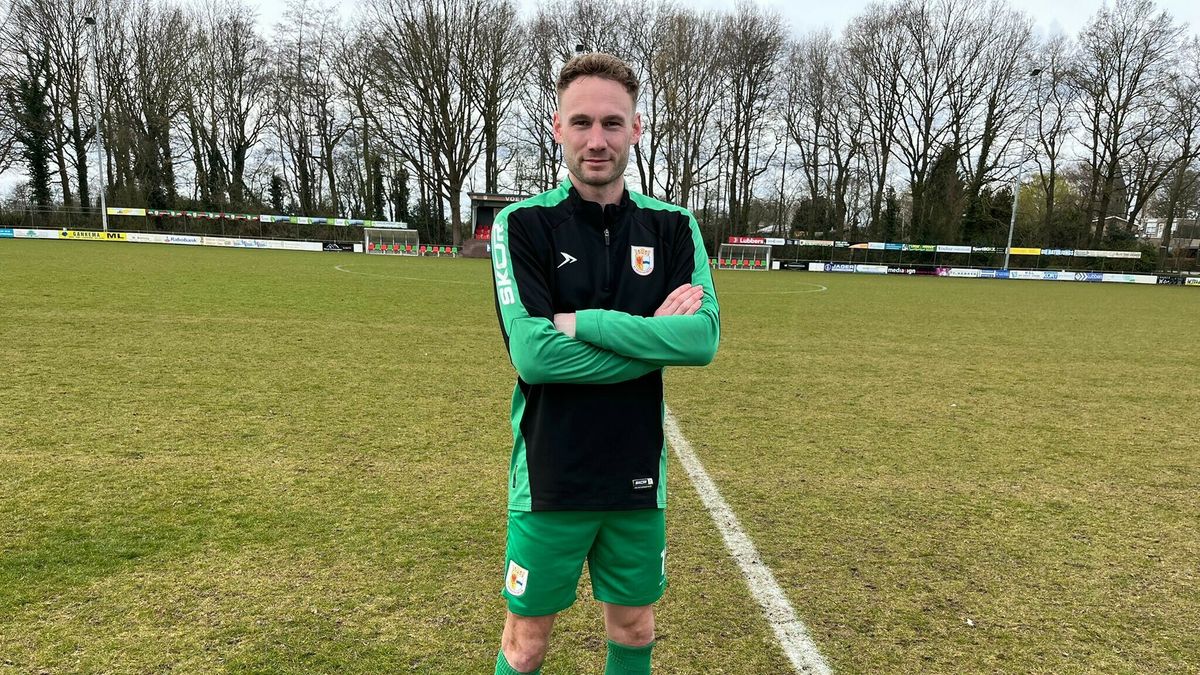 Pascal Huser geniet nu bij vierdeklasser Schoonebeek, maar wint niet van Sleen