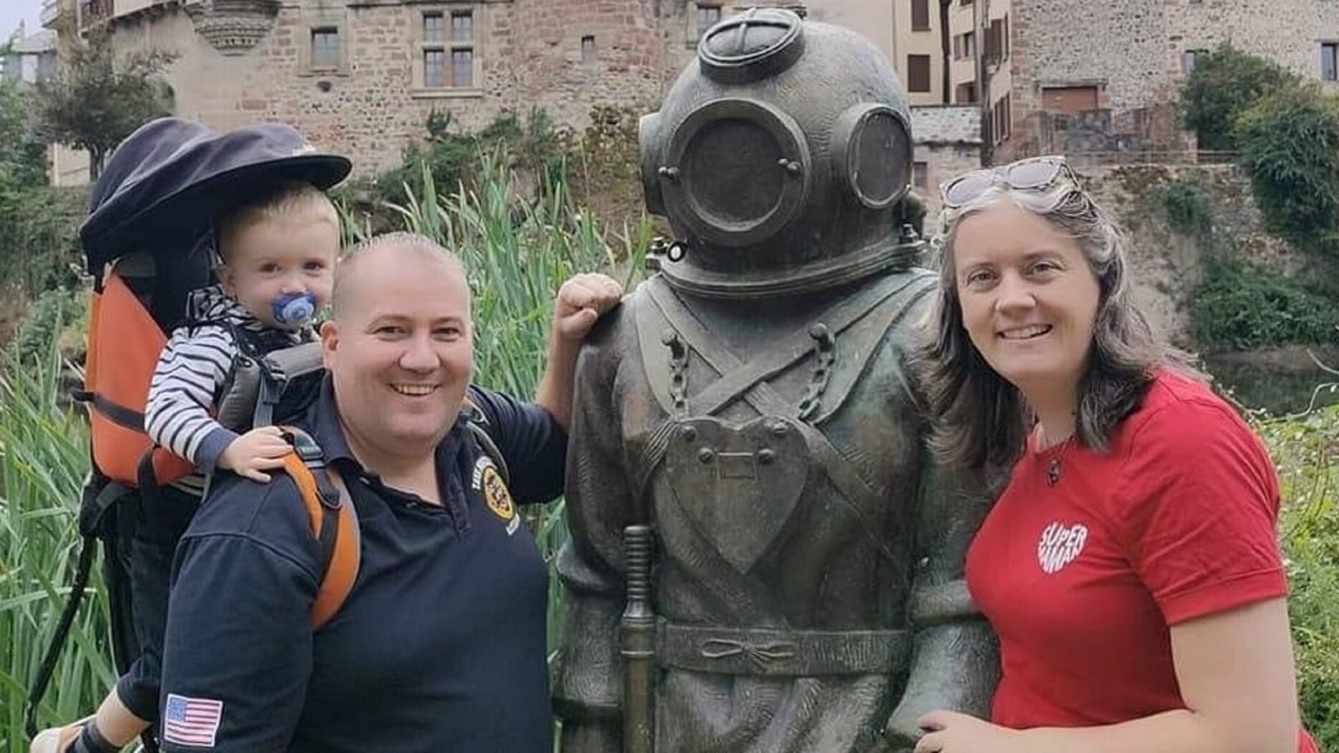 Irene ontmoette haar man in Espaljon, het dorp waar het duikpak is uitgevonden