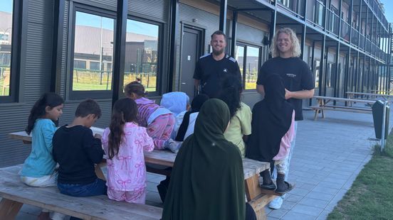 Half jaar na opening van azc: 'Het valt mee, maar we zijn er niet blij mee' Nieuws