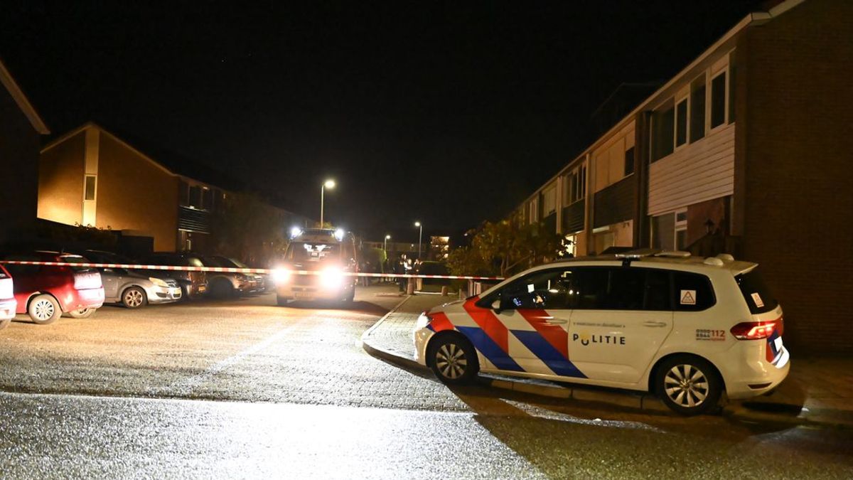 Schietpartij met shotgun in woning Almelo: wie trok er een wapen bij de wietroof?