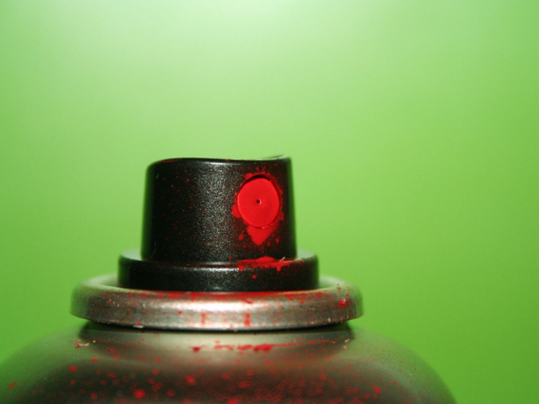 spray.cropresize.tmp.jpg
