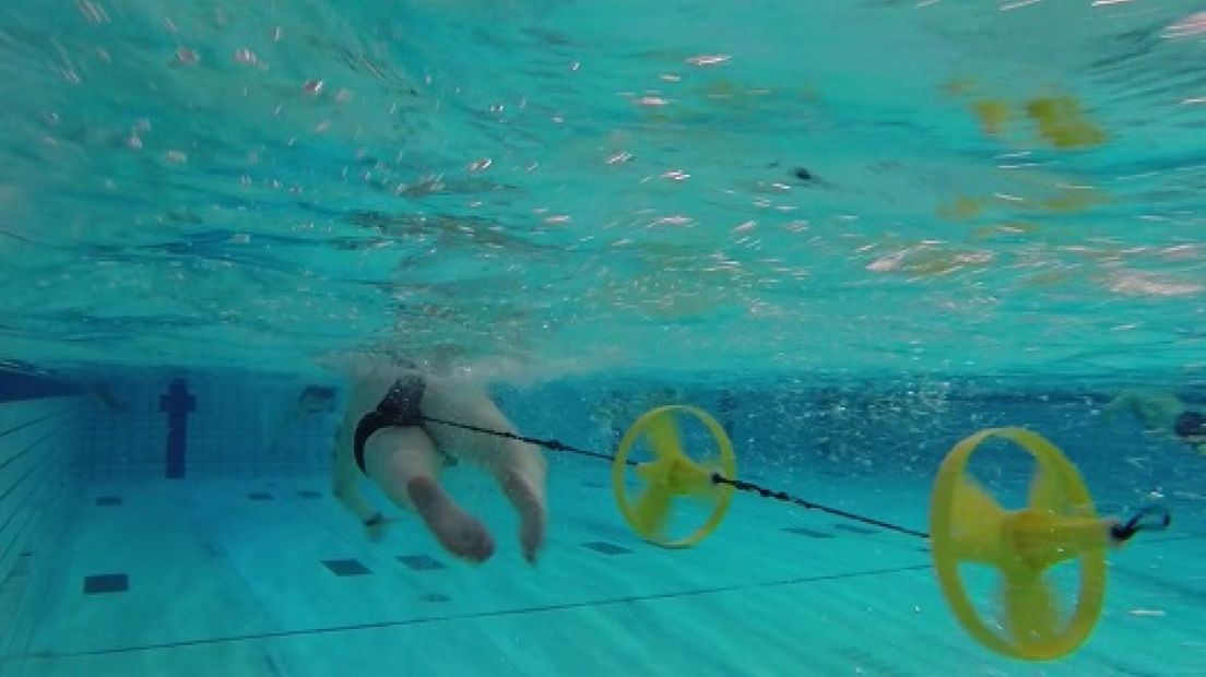 Altijd al willen weten wat het geheim is achter al die gouden medailles die de Nederlandse zwemploeg haalt? Nou, dat zou wel eens een Gelderse uitvinding kunnen zijn.
