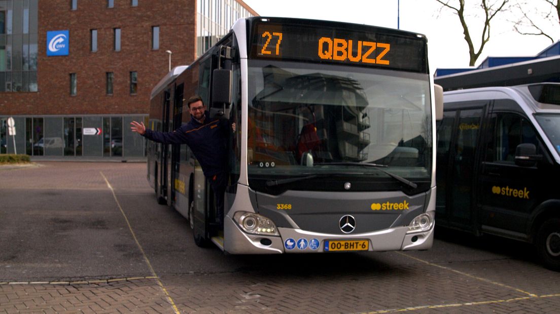 Robin de Leeuw buschauffeur bij QBuzz