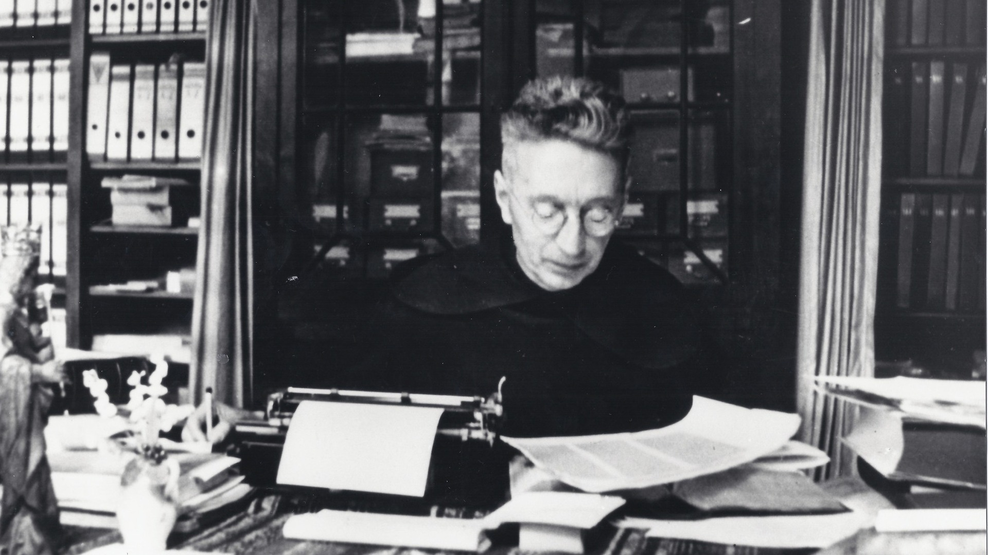 Lêste brieven Titus Brandsma bondele yn boek