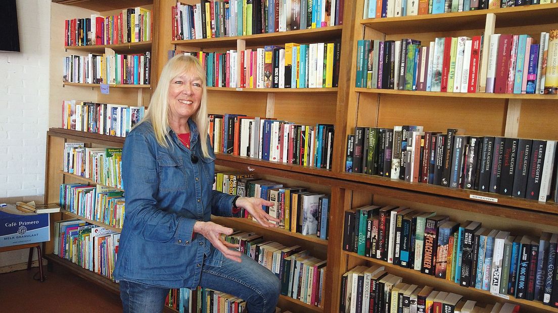 Jacqueline Valk in Lokaal-O waar de eerste minibieb vanuit de buurtbieb ontstond.