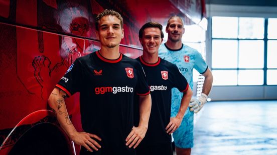 FC Twente presenteert uittenue | Saathof nog langer uit de roulatie bij Go Ahead Home