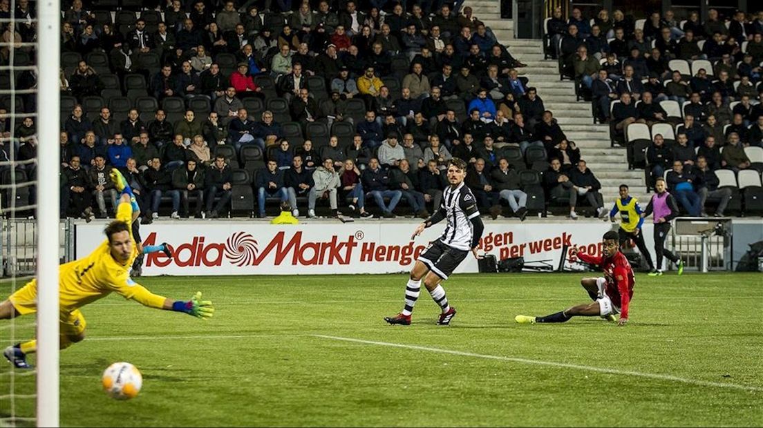 Aleksander Isak was vorig seizoen de plaaggeest voor Heracles met twee goals en twee assists
