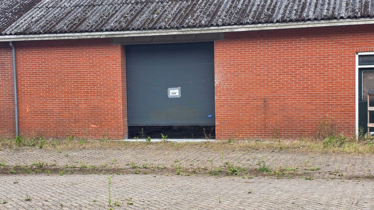 Burgemeester sluit pand na ontdekking hennepplantage in Gieten