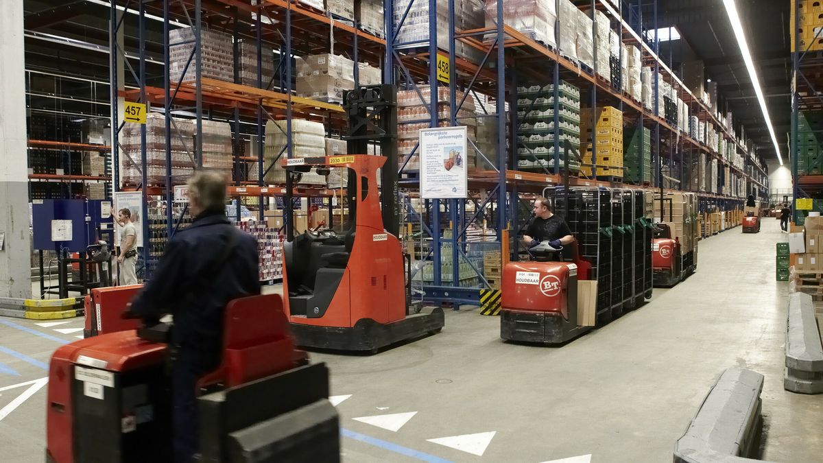 Cel voor diefstal duizenden blikken energydrink