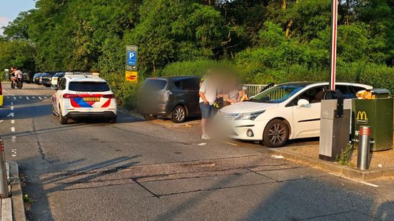 Botsing op parkeerterrein bij McDonald's