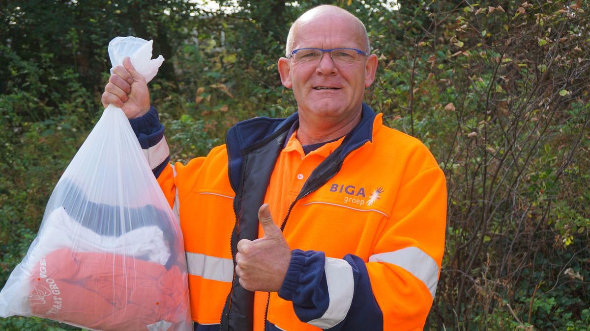 Afgedankte kleding mag in Maarn aan de weg
