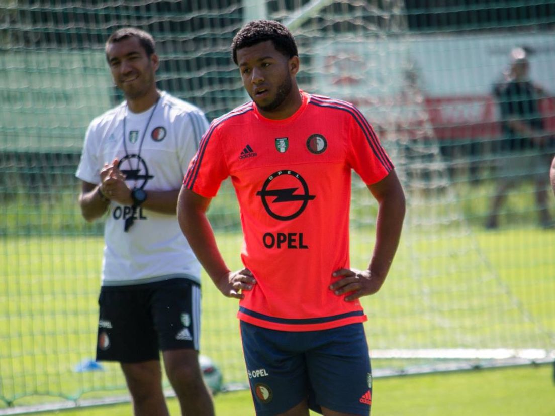 Vilhena maakte er twee voor Feyenoord