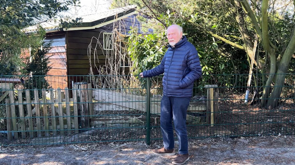 Fred Janssen kan zijn tuinhek niet meer open doen