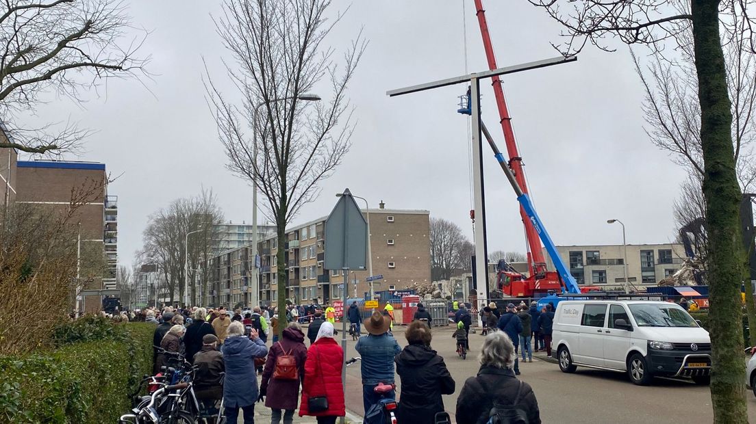 Loosduinen neemt afscheid van de Ontmoetingskerk: 'Verdrietig moment, het doet pijn'
