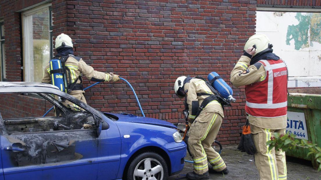 De auto is niet meer bruikbaar (Rechten: Van Oost Media)