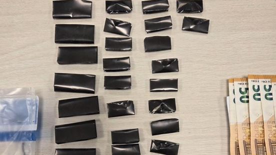 Stitch knuffel vol met harddrugs: twee aanhoudingen Nieuws