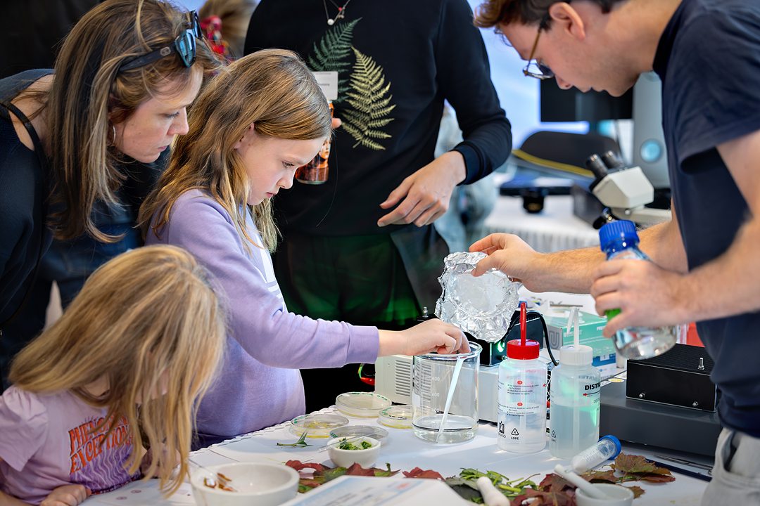 Kinderen kunnen onder andere proefjes doen