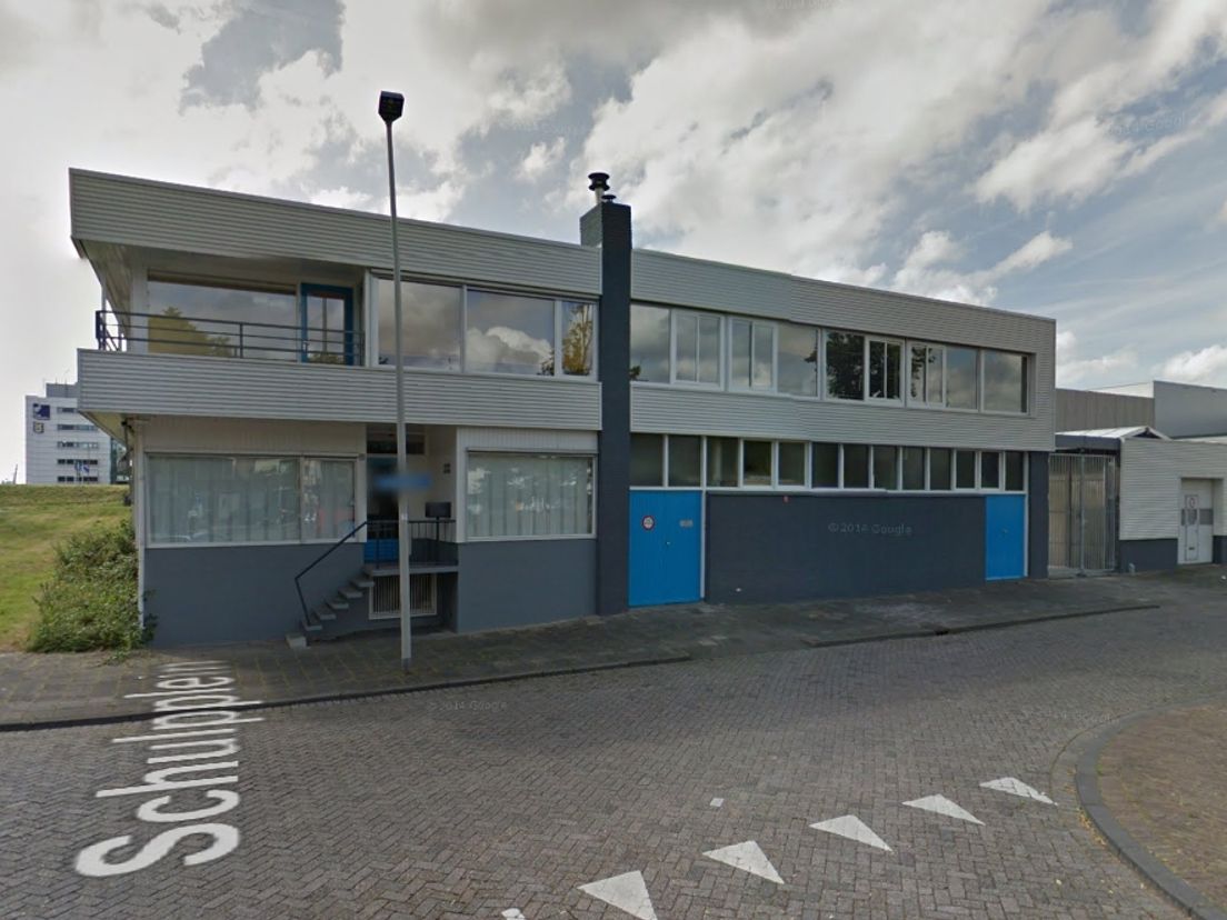 Kantoorpand aan het Schulpplein in Charlois (Google Streetview)