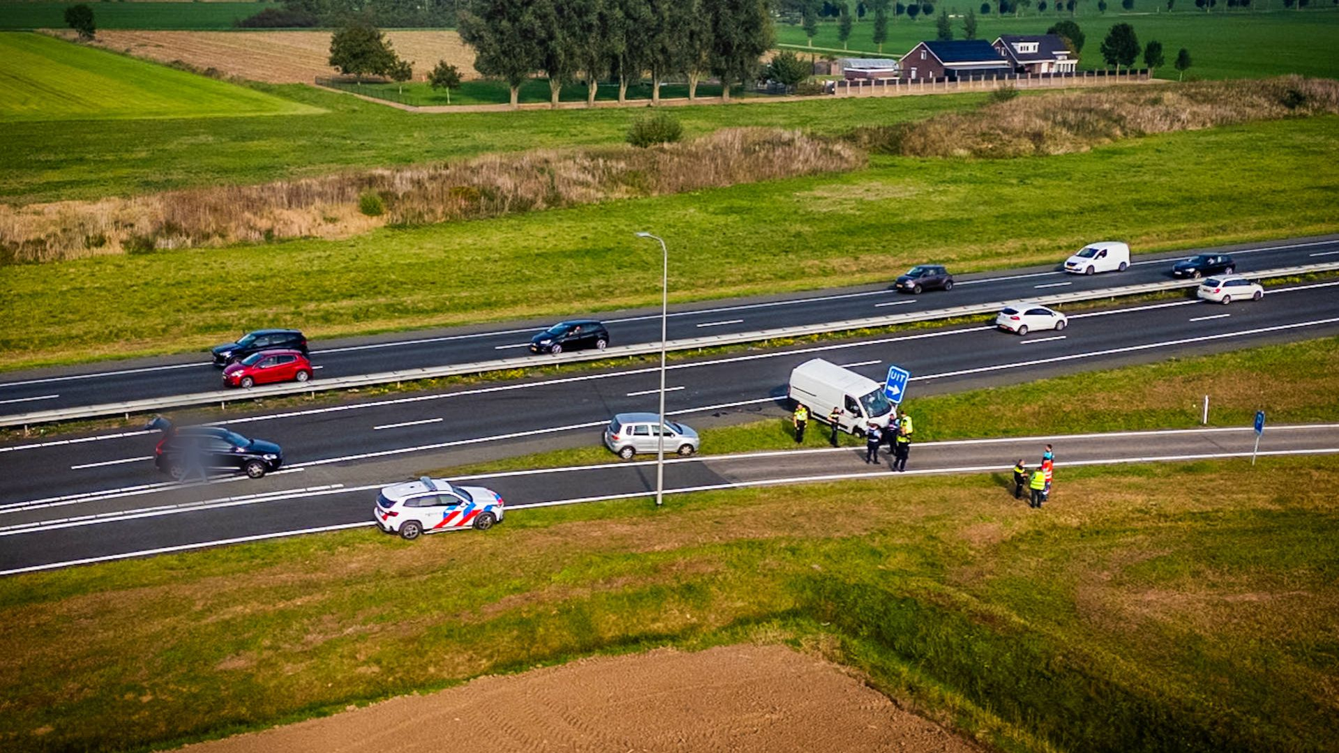 Uur vertraging op A12 door ongeval.