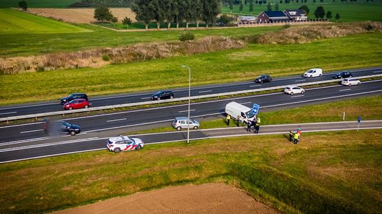 Uur vertraging op A12 door ongeval. Uur vertraging op A12 door ongeval.