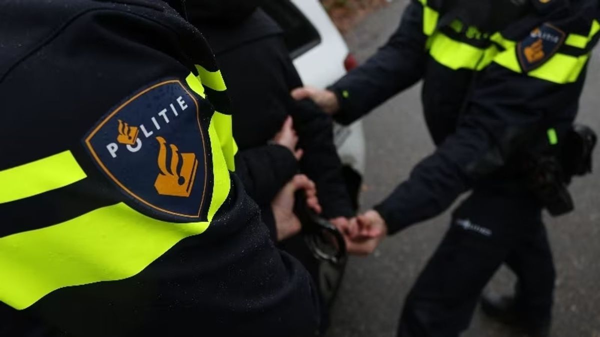 Vier vermoedelijke uithalers aangehouden, man ernstig gewond