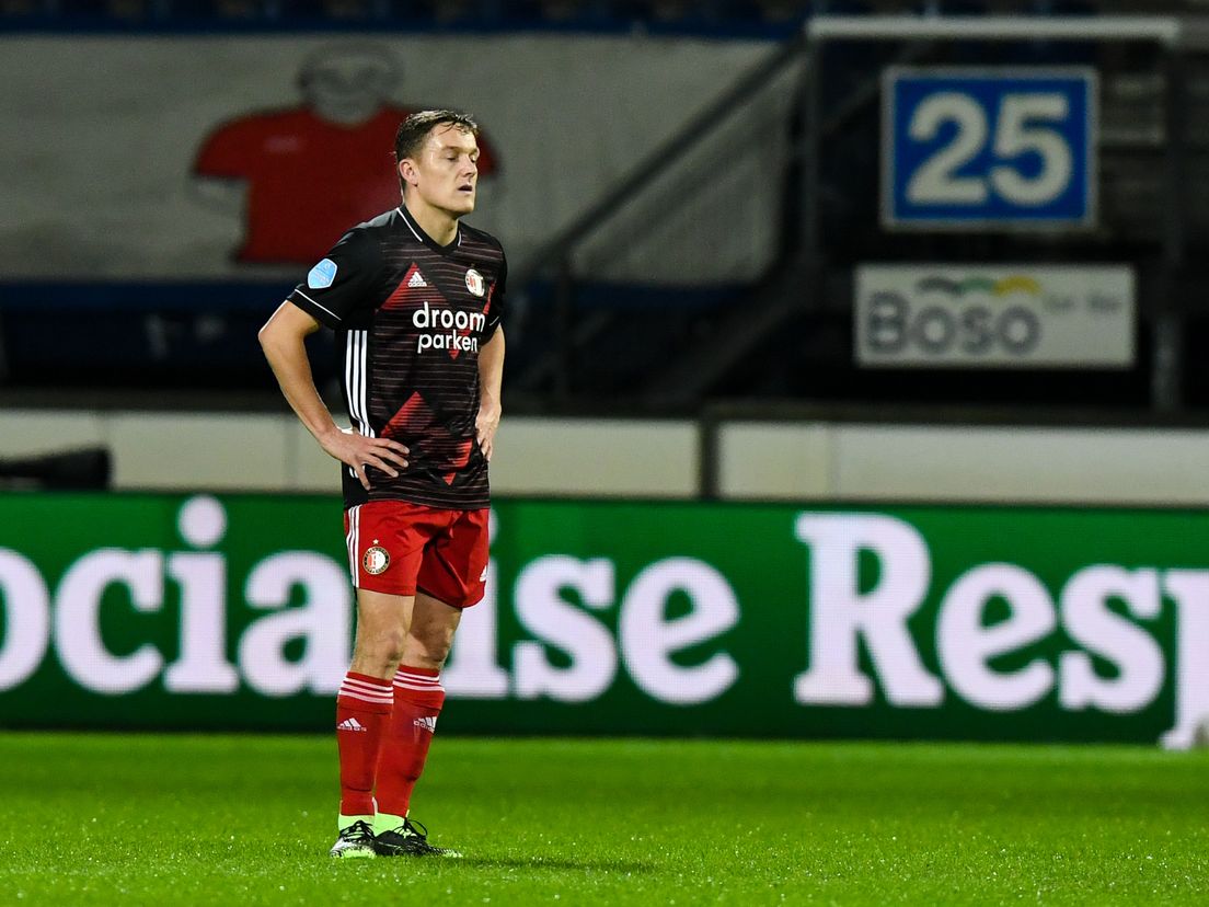 Jens Toornstra baalt na de tegentreffer bij sc Heerenveen.