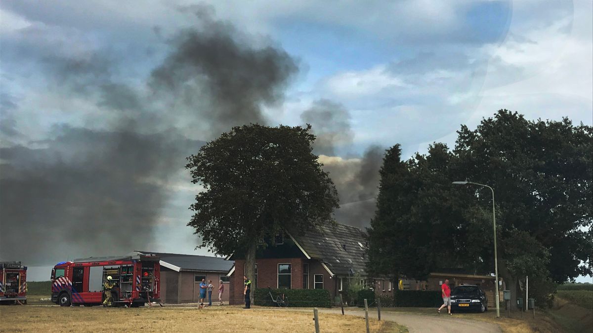 Brand in schuur in De Groeve