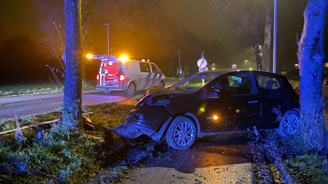 De auto raakte fors beschadigd