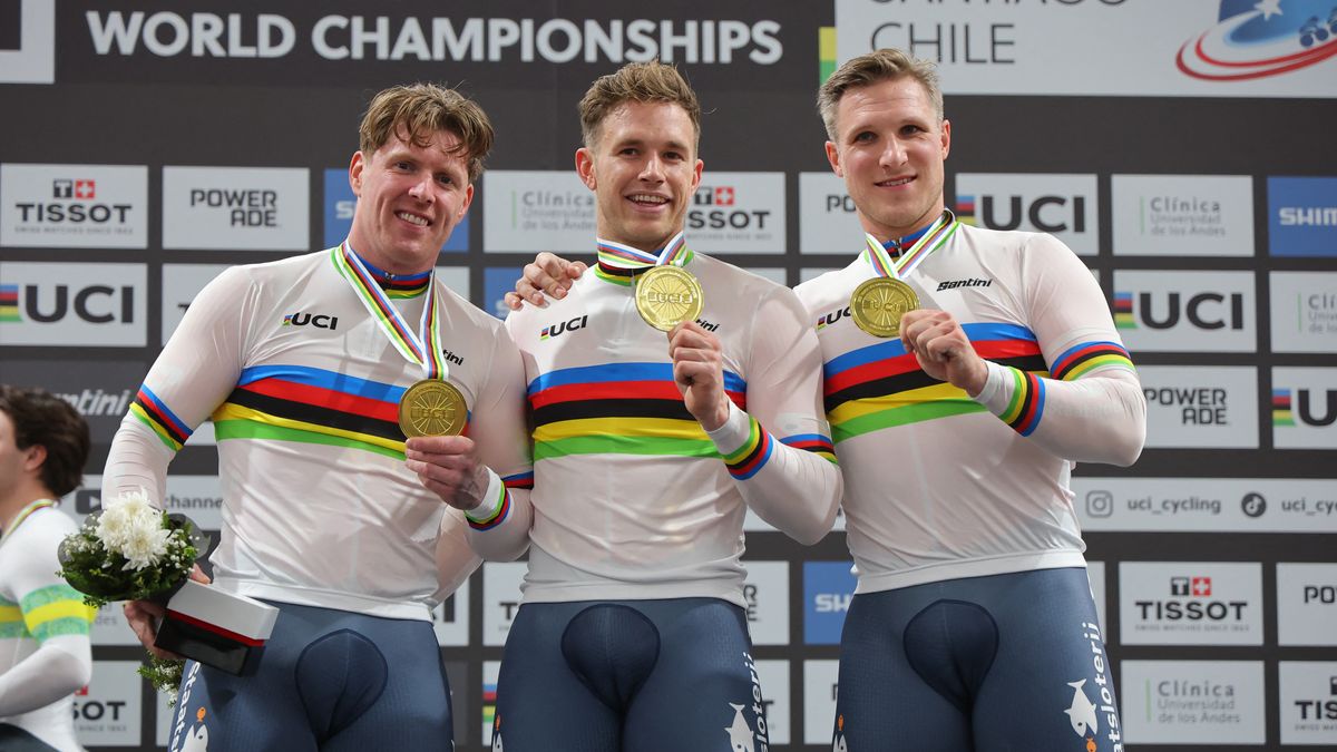 Teamsprinters prolongeren wereldtitel na fenomenale slotronde Hoogland