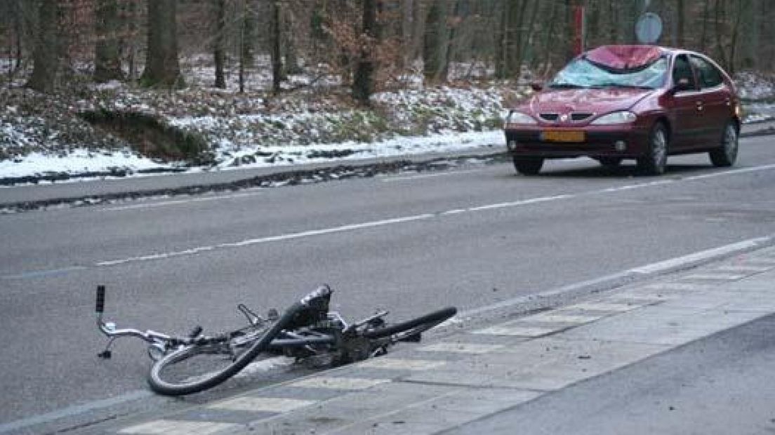 Fietser (94) komt om in Beekbergen