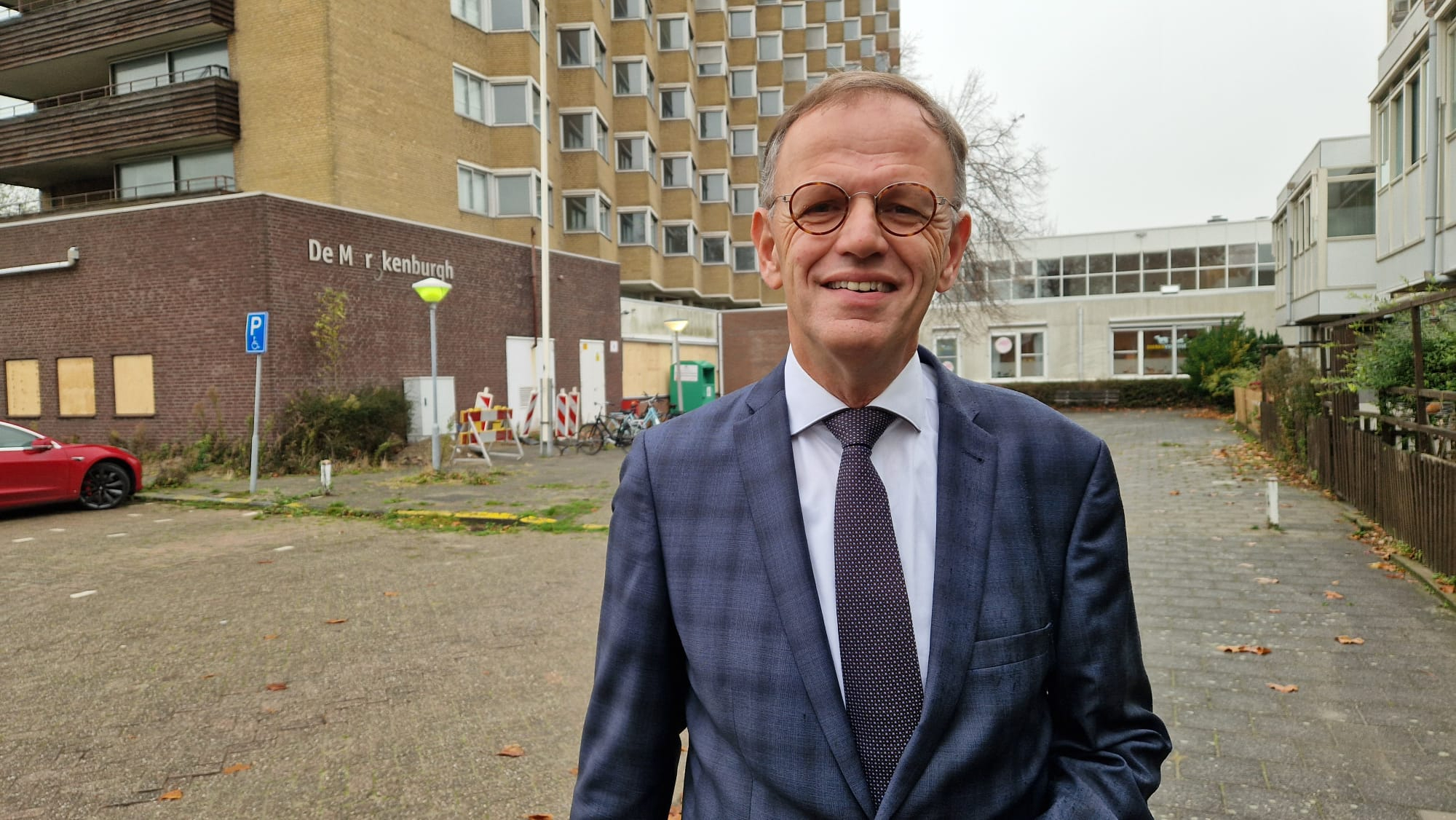 Christiaan van der Kamp van de Omgevingsdienst Haaglanden voor De Marckenburgh.