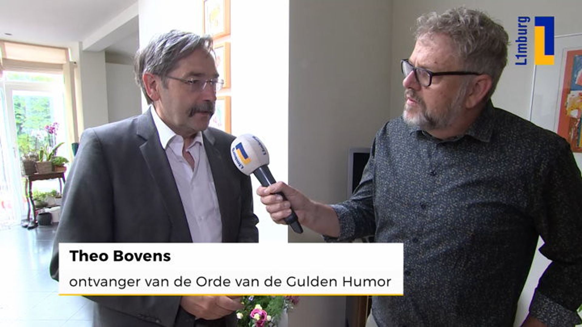 Theo Bovens Ontvangt Orde Van De Gulden Humor - L1 Nieuws