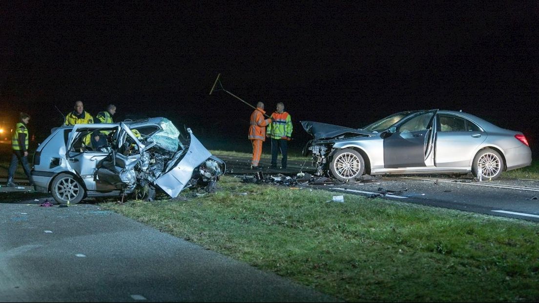 Twee zwaargewonden bij ongeluk N332