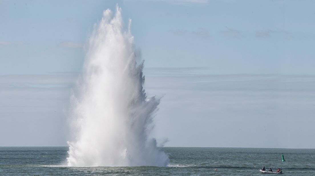 Vliegtuigbom onschadelijk gemaakt voor de kust van Dishoek
