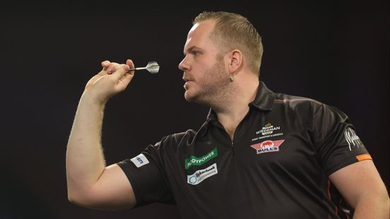 Van Duijvenbode in tweede ronde uitgeschakeld op WK darts Nieuws