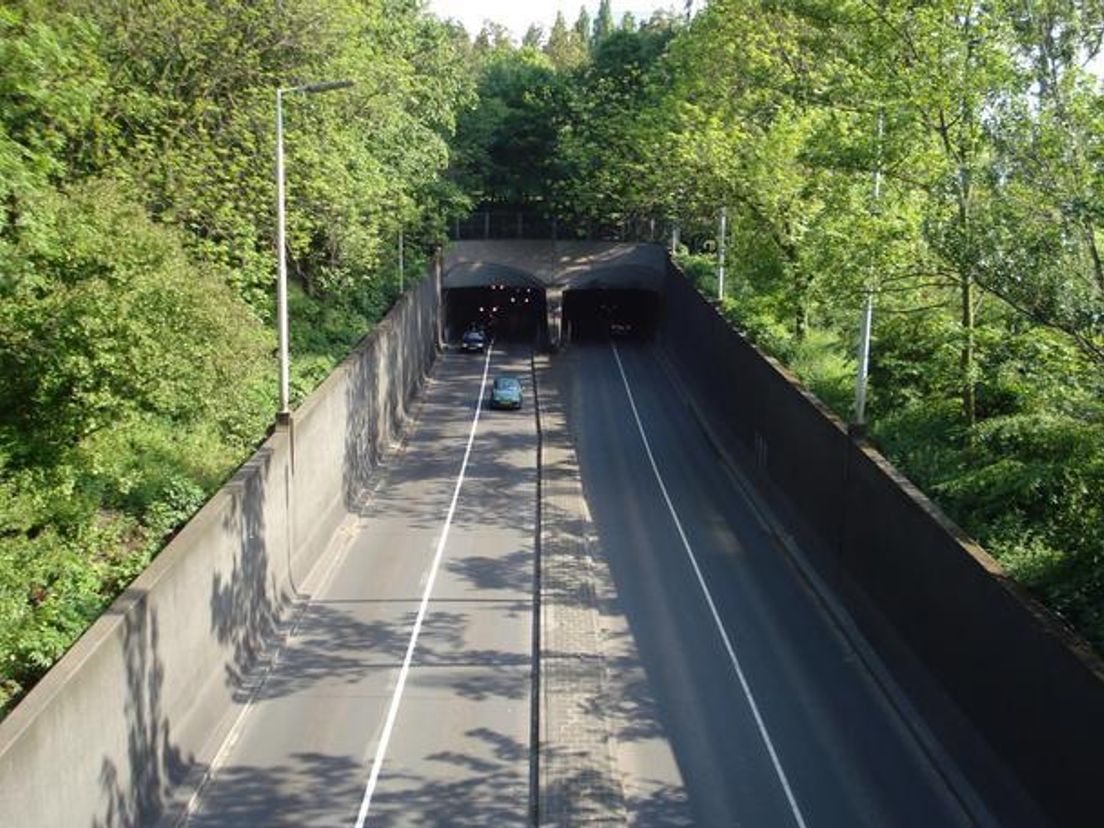 De ingang van de Maastunnel in Rotterdam