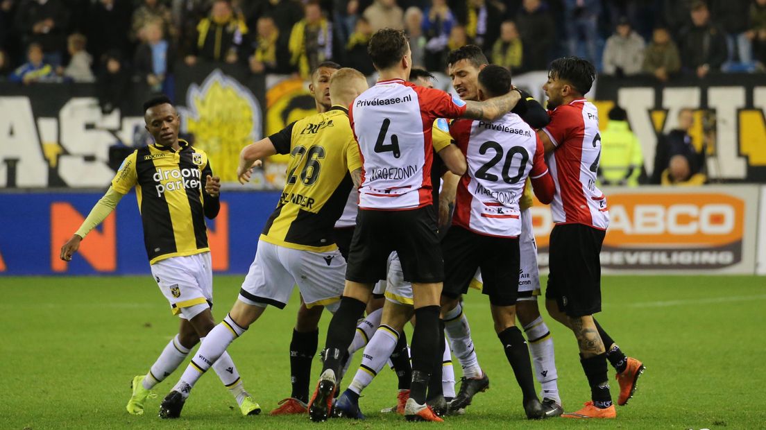 FC Emmen speelt morgen tegen Vitesse. Punten zijn welkom na de resultaten van de concurrenten (Rechten: Gerrit Rijkens)