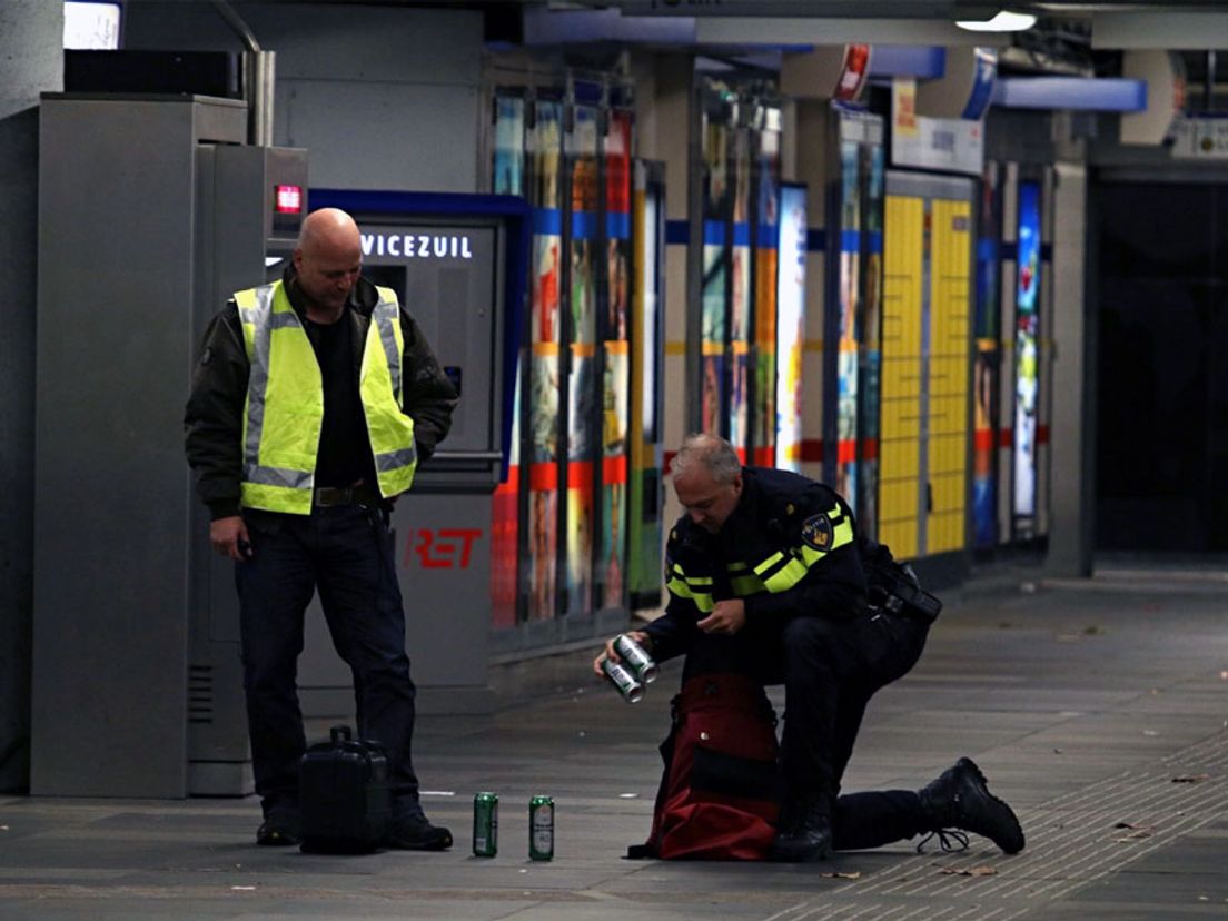 Bommelding bij metrostation Beurs bleek vals alarm