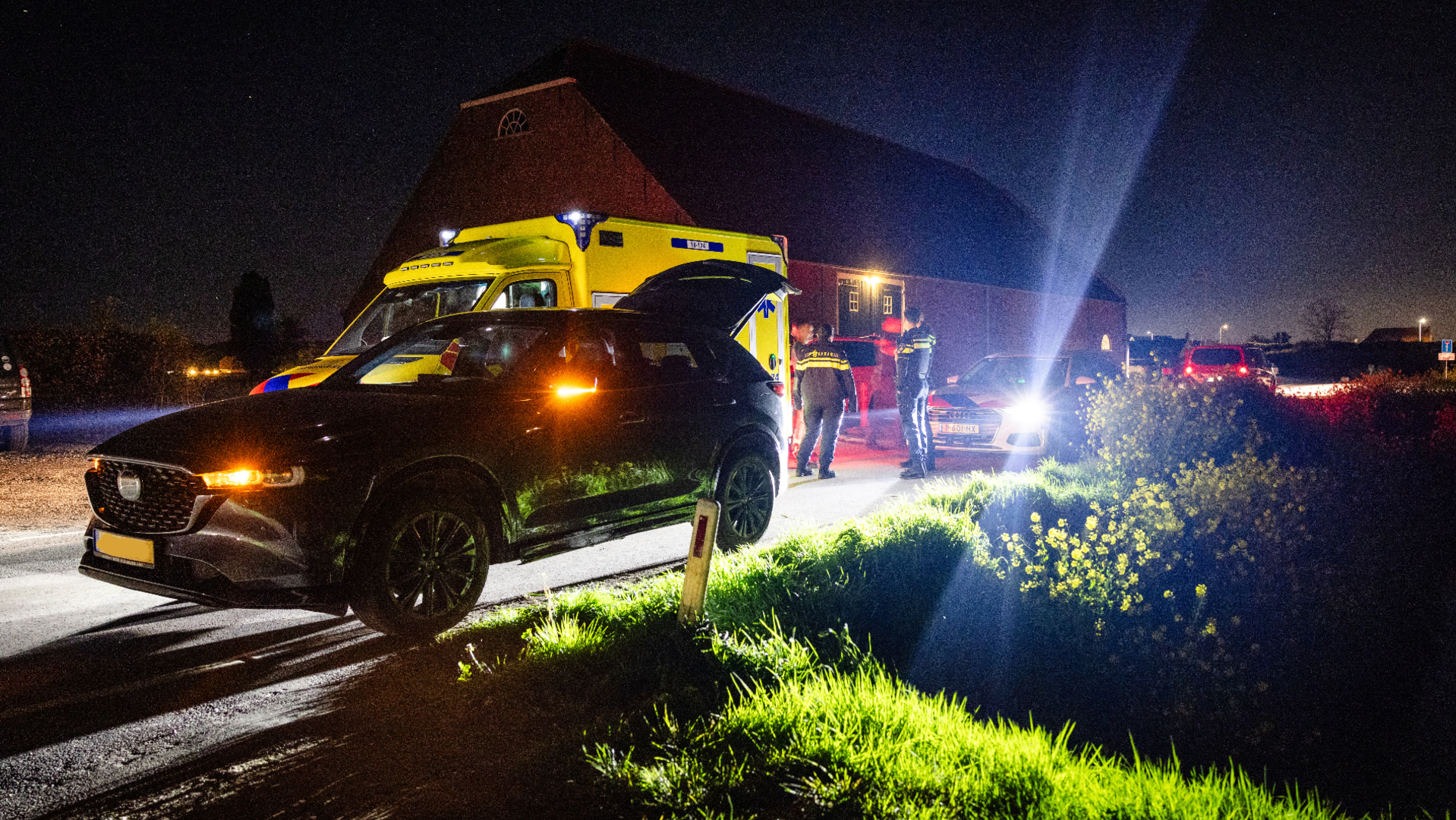 Het is niet bekend hoe de auto is gaan rollen.