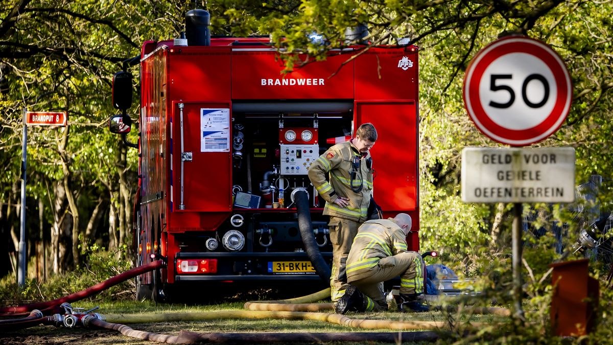 Friese brandweerkorpsen ingezet bij grote natuurbrand op Veluwe