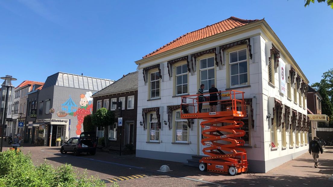 Het oude pand van Lotus aan de Westluidensestraat.