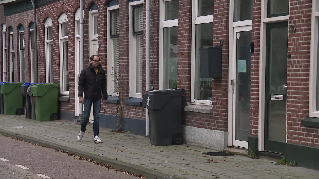 Bewoners van Noordeinde en Boompjes zijn opgelucht: zij mogen legaal blijven wonen in hun eigen huis