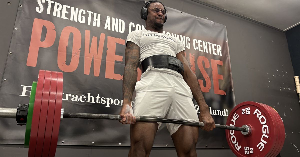 Van ‘summerbody’ naar 305 kilo: Nederlands kampioen Joshua wil altijd meer