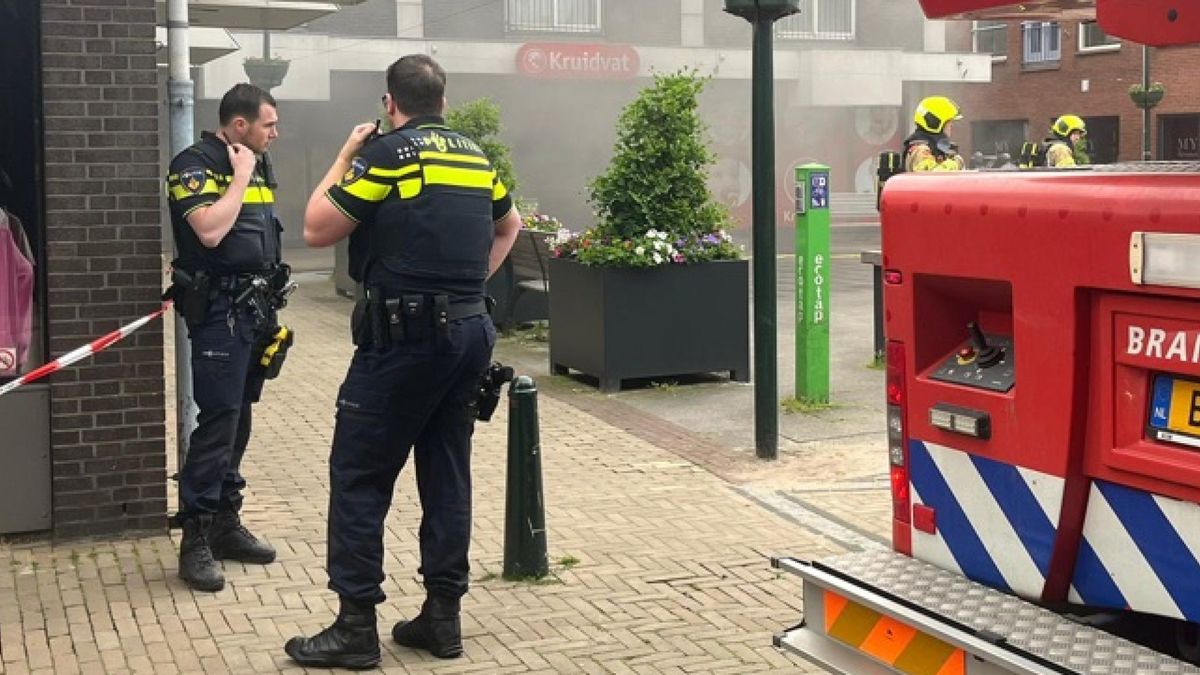 Brand bij Kruidvat en twee ontploffingen in dezelfde straat: 'Grote brand voorkomen'