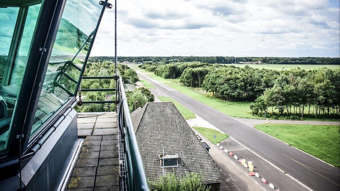 Uitzicht vanaf de luchtverkeerstoren